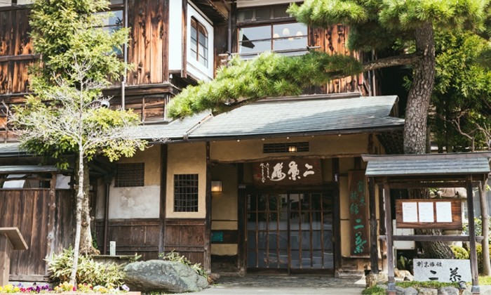 二葉楼。アクセス・ロケーション。山岡鉄舟ともゆかりのある、創業270年以上の老舗の料亭です