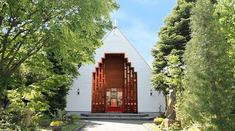 eglise de 葉山庵（エグリーズ ドゥ 葉山庵）