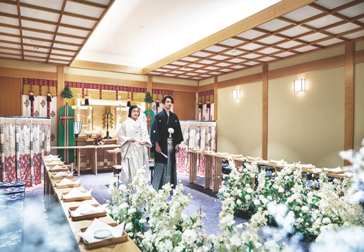 THE ROYAL DYNASTY OMIYA(ザ・ロイヤルダイナスティ大宮)。挙式会場。本格的な神前式を挙げられる神殿は、40名まで着席可能です