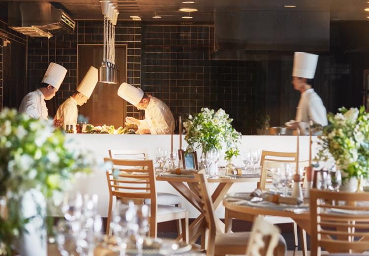 NEXT Style WEDDING OMIYA(ネクストスタイル ウェディング オオミヤ)。料理。ゲストの記憶にも残る、オリジナルメニューを提供できます