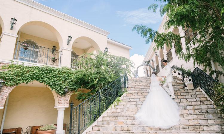 VILLAS DES MARIAGES 長野(ヴィラ・デ・マリアージュ 長野)。演出・小物。自然豊かな式場内には、写真撮影で人気のスポットも多数用意
