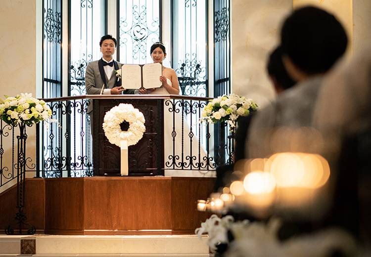 VILLAS DES MARIAGES 長野(ヴィラ・デ・マリアージュ 長野)。挙式会場。挙式は、厳かな教会式と自由にアレンジできる人前式に対応可能