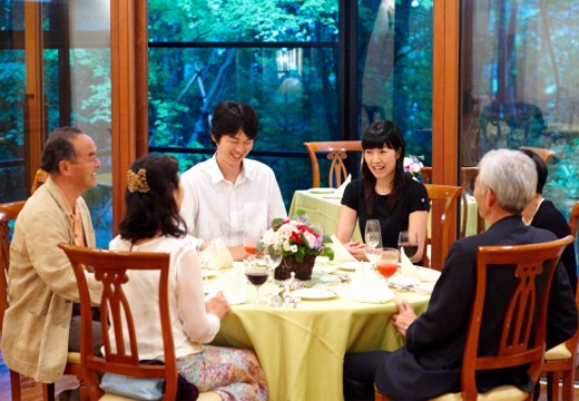 軽井沢倶楽部 有明邸。料理。試食会では、家族の想い出を話しながら当日のメニューをイメージ