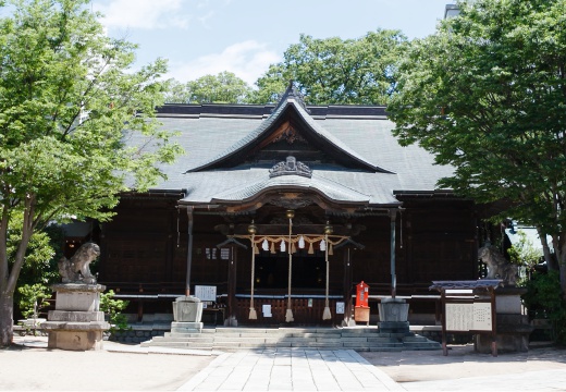 レストラン ヒカリヤ。挙式会場。「願い事結びの神」として親しまれている『四柱神社』