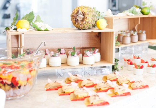 VILLA ESTERIO(ヴィラ エステリオ)。料理。可愛らしいスイーツが並ぶ、人気のデザートビュッフェ