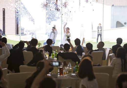 VILLA ESTERIO(ヴィラ エステリオ)。披露宴会場。二人らしさを表現した、自由で楽しいパーティーが実現