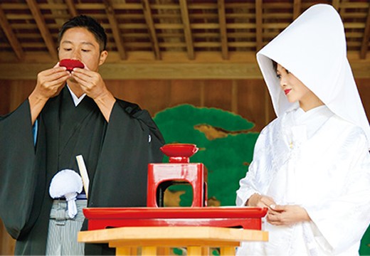 身曾岐神社。挙式会場。「夫婦結杯の儀」は、杯を交わし夫婦の縁を結ぶ儀式です