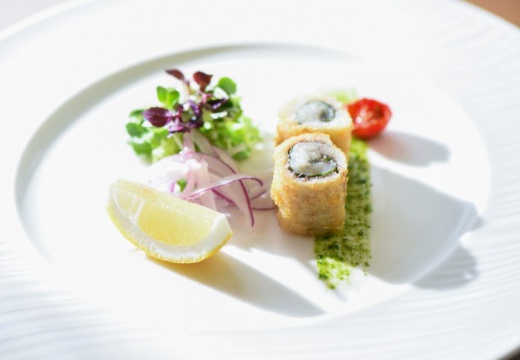 キングスウェル。料理。素材一つひとつを吟味し、丁寧に作られた料理が並びます