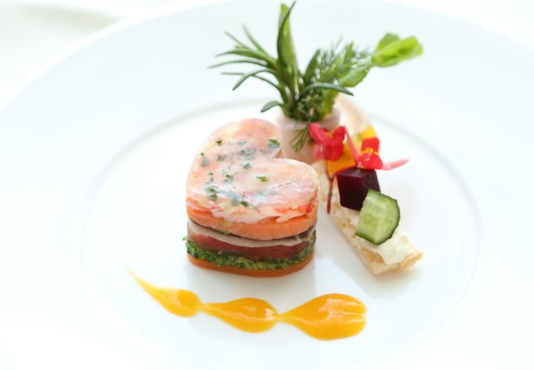 Restaurant英國屋(レストラン英國屋)。料理。素材の良さを丁寧に活かした美味しさに、思わず笑みがこぼれます