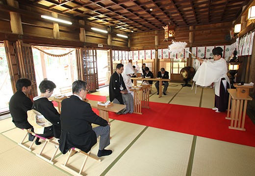 長岡グランドホテル。挙式会場。長岡藩主ゆかりの『蒼柴神社』でも神前式が可能です