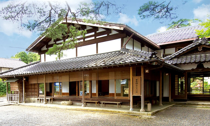 髙志の宿 髙島屋。アクセス・ロケーション。リラックスした時間が過ごせる宿泊プランは、両家の親睦を深められると好評