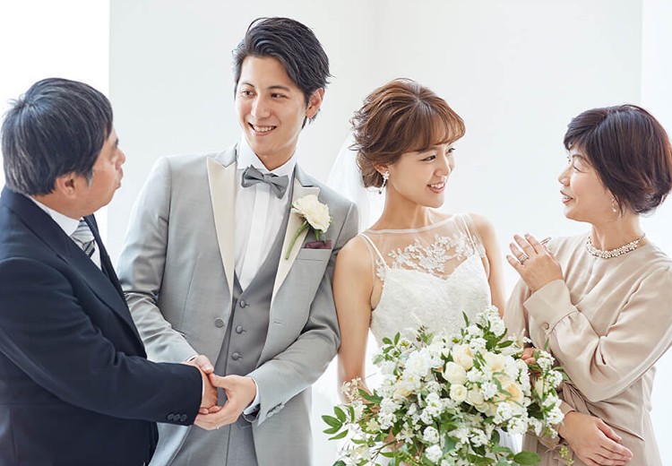 小さな結婚式 新潟店。挙式会場。家族や親しいゲストとの絆を感じられるアットホームな挙式が実現