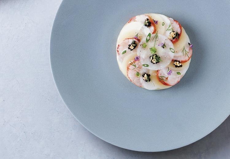 AMANDAN PEAK（アマンダンピーク）