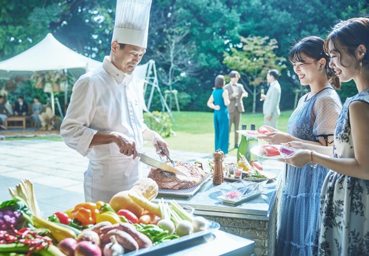 AMANDAN PEAK（アマンダンピーク）。料理。グリルの演出はカジュアルなスタイルにもぴったり
