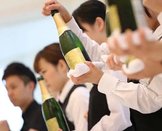 バリテラスCoCo金沢(バリテラスココ金沢)。スタッフ。各分野のプロフェッショナルがサポートしてくれます