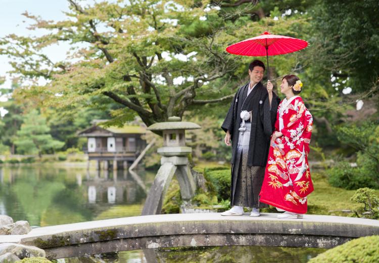 ラグナヴェール 金沢(LAGUNAVEIL KANAZAWA)。和装でも洋装でも、名園 『兼六園 』で思い出の一枚を残せます