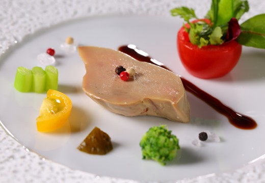 出雲記念館。料理。フォアグラの豊かな味わいは、出席者にも評判です