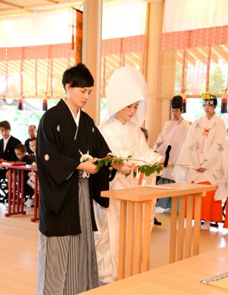 神明神社 参集殿 juju（神明神社 参集殿 ジュジュ）