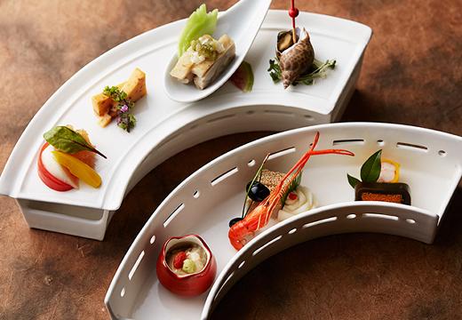 ホテルグランヒルズ静岡。料理。和洋中、4人のシェフの技が織り交ぜられたクロスオーバー料理