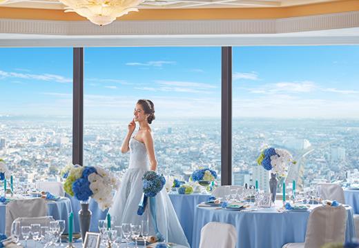 オークラアクトシティホテル浜松。眺めが素晴らしい披露宴会場『パール』は、明るく開放的な雰囲気