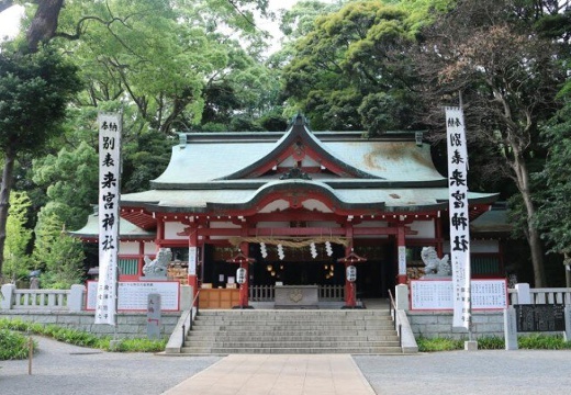 來宮神社。挙式会場。本殿には、良縁を司る大巳貴命などの神が祀られています