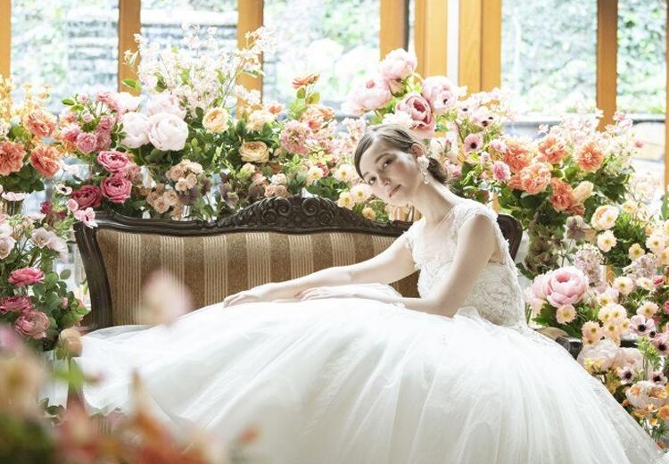 呉竹荘×旧青葉邸 ~メゾン・ド・リアン~。花嫁の美しさを際立たせてくれる華やかな空間です