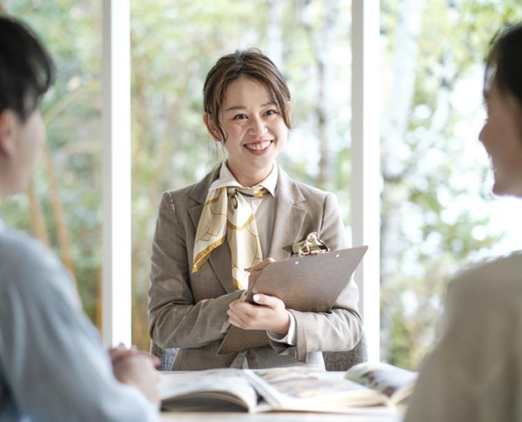 Miel Cloche(ミエルクローチェ)。スタッフ。頼りになる経験豊富なプランナーが親身になってサポート