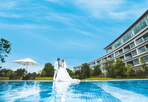 志摩観光ホテル。挙式会場。『ザ ベイスイート』では日常を離れてリゾート気分を味わえます