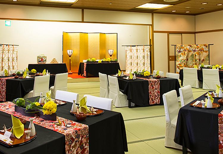 椿大神社。披露宴会場。奥ゆかしく落ち着いた和の趣に包まれる『曙椿の間』