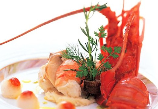 都ホテル 四日市。料理。シェフの洗練された感性によって生み出されるフランス料理