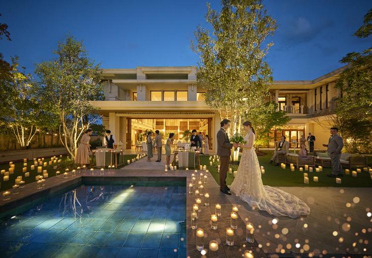 Miel Cocon（ミエルココン）。披露宴会場。幻想的な雰囲気に包まれたナイトウェディングもおすすめです