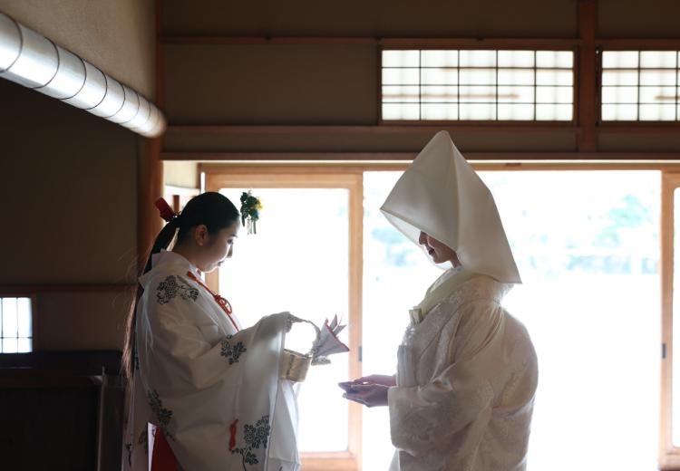 迎賓館　サクラヒルズ川上別荘。挙式会場。『旧川上家別邸 萬松園』では、厳かな雰囲気の神前式が実現