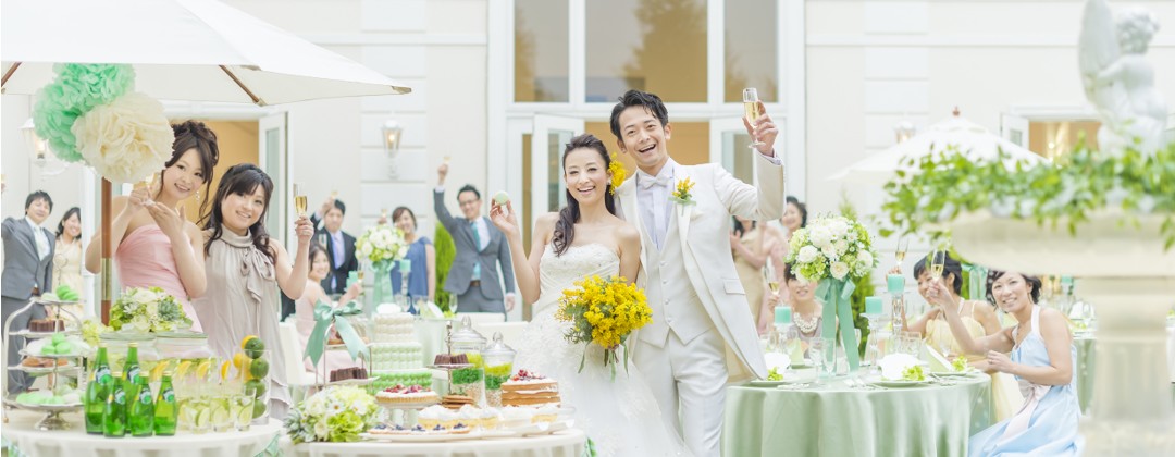 エグゼクス スクエア。披露宴会場。個性豊かな3つの邸宅にはそれぞれテラスやガーデンを併設。二人らしくアレンジして、アットホームな時間が過ごせます