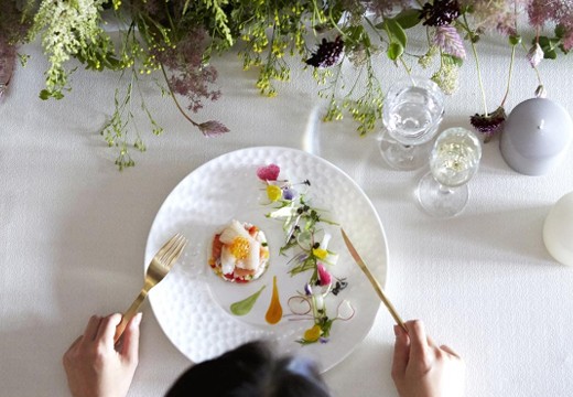 The Palm Garden(ザ・パームガーデン)。料理。シェフが厳選した旬の素材を活かした料理は、幅広い世代から人気