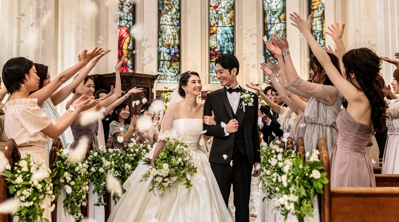 Neo Japanesque Wedding 百花籠(ネオ ジャパネスク ウェディング 百花籠)。「百年もの時を越えて開く花’二人の未来に幾百もの花が咲き誇るように’」と願いが込められた『百花籠』の世界観