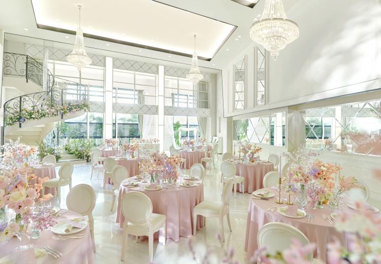 アルカンシエル luxe mariage 名古屋(アルカンシエル リュクス マリアージュ 名古屋)。披露宴会場。好みの装花やクロスで会場のオリジナルコーディネートができます