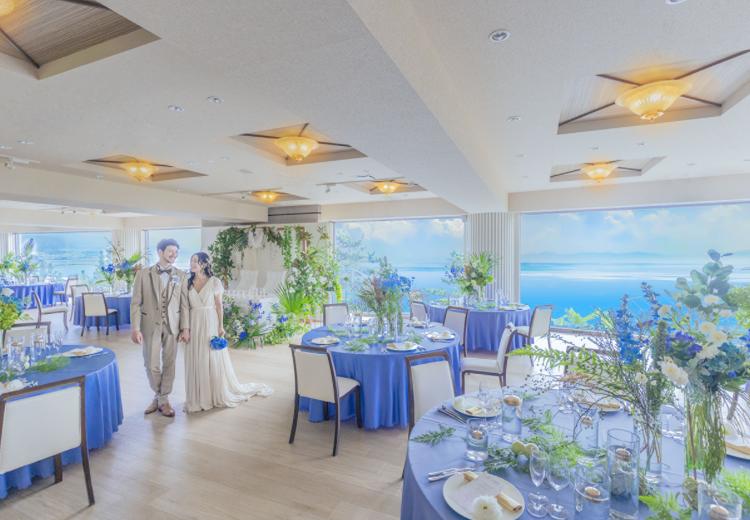 三河湾リゾートリンクス迎賓館。披露宴会場。180度のオーシャンビューが魅力の『フーガ』は着席80名まで