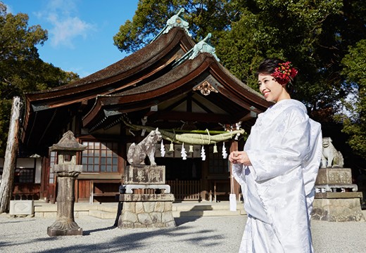 ホテルクラウンパレス知立。挙式会場。歴史ある『知立神社』で、古式ゆかしい神前式も挙げられます