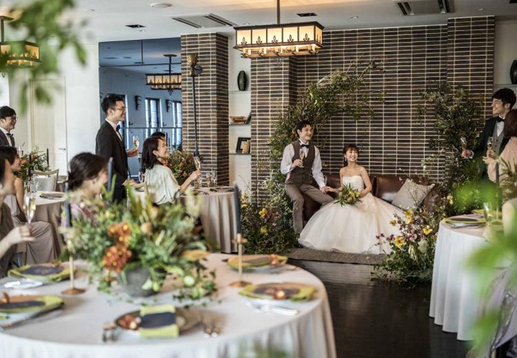 AILE d’ANGE NAGOYA（エル・ダンジュ ナゴヤ）。披露宴会場。ゲストとの会話が自然に弾む、和やかなひとときとなるでしょう