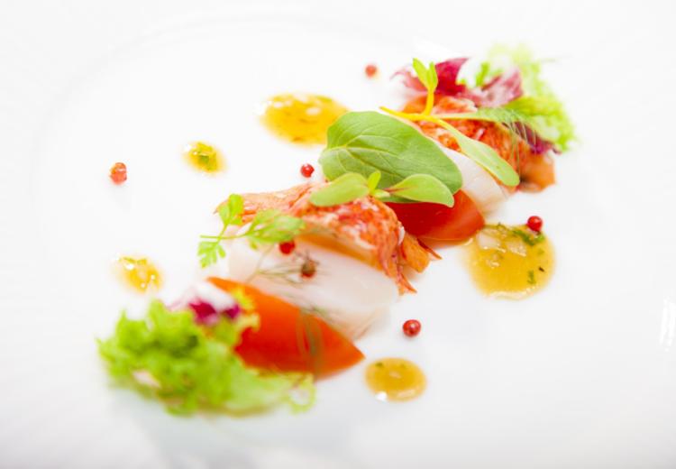 AILES FORTUNA(エール・フォルトゥーナ)。料理。思わずカメラを向けたくなる、美しい盛り付けも魅力です