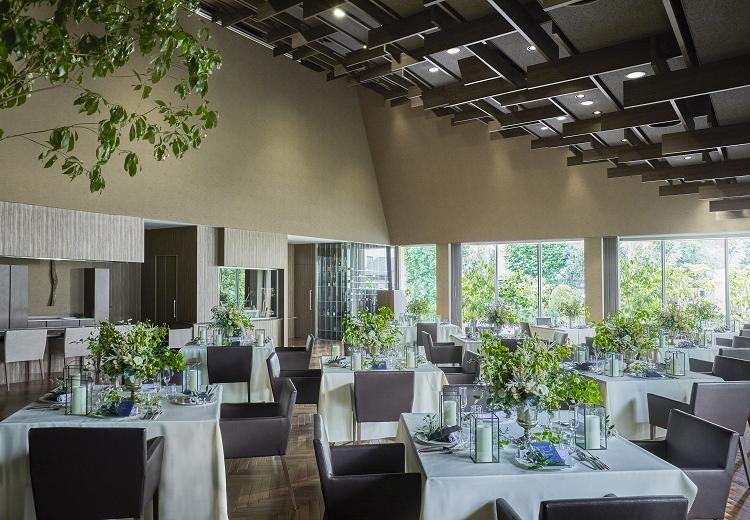 MIRAIE Wedding（ミライエ ウエディング）。披露宴会場。シックなブラウンを基調とした『The guest Room』