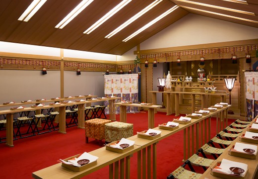 ホテル阪急インターナショナル。挙式会場。『出雲大社』のご神体を祀るホテル内にある本格的な神殿