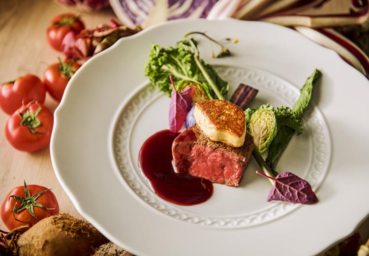 Mia Via(ミア ヴィア)。料理。旬の食材を贅沢に使い、繊細な味付けで勝負するイタリアン