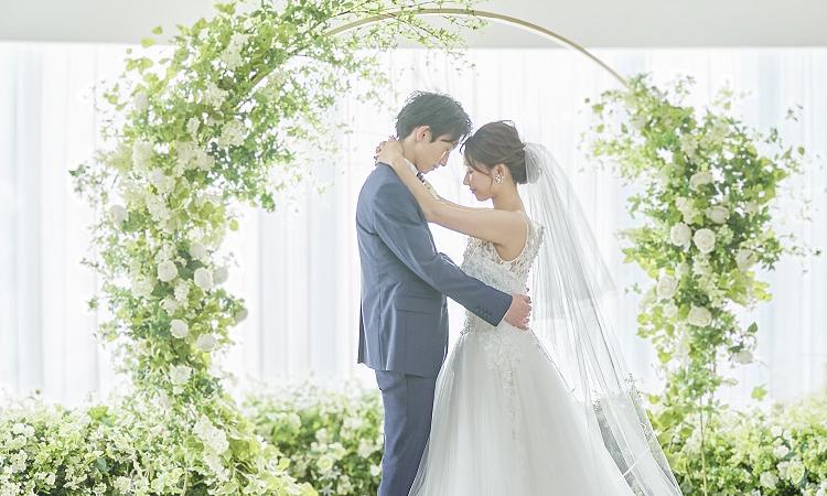 セントフォレストチャペルなんば。演出・小物。明るい自然光と緑に包まれたチャペルは、写真撮影にも最適です