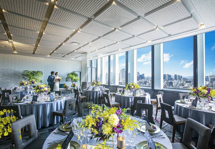 リバーバンク大阪。披露宴会場。美しい景色を眺めながら親しいゲストと過ごせる『RIVER』