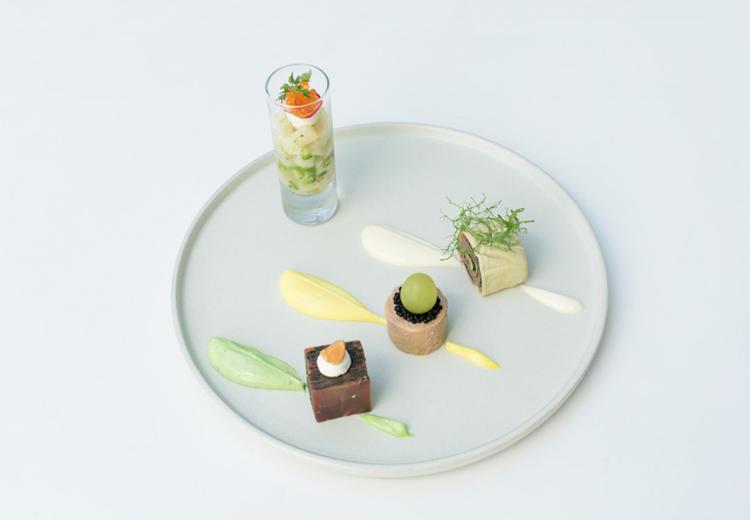 ル・センティフォーリア 大阪。料理。心奪われるほどの美しい盛り付けの料理が揃います
