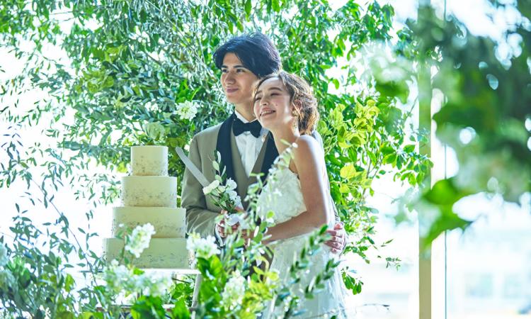 デュクラス大阪(FIVESTAR WEDDING)。演出・小物。都会とは思えない程の緑が多い結婚式場。写真映えするスポットが豊富に揃います