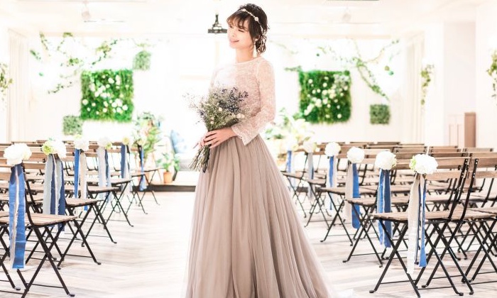 Wedding Space Lover’s Mahalo(ラバーズ マハロ)。演出・小物。ハレの日を彩る衣装。提携する3つのドレスショップで、運命の一着を選べます