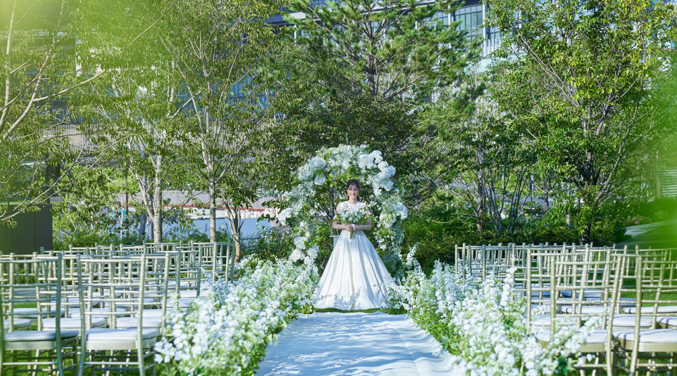 ザ ジャクソン ガーデン(THE JACKSON GARDEN)。都市と自然が融合するランドスケープが目の前に。JR大阪駅がすぐそばというアクセスの良さもポイントです