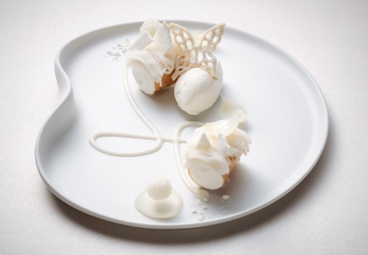 NELU 高麗橋(ネル 高麗橋)。料理。まるでアートのように美しい一皿が、ゲストを笑顔に